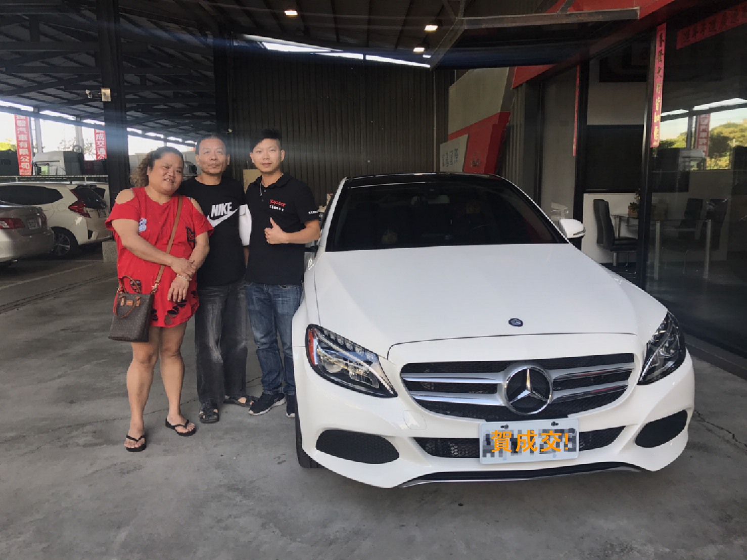 賀 2015 BENZ C300 成交！